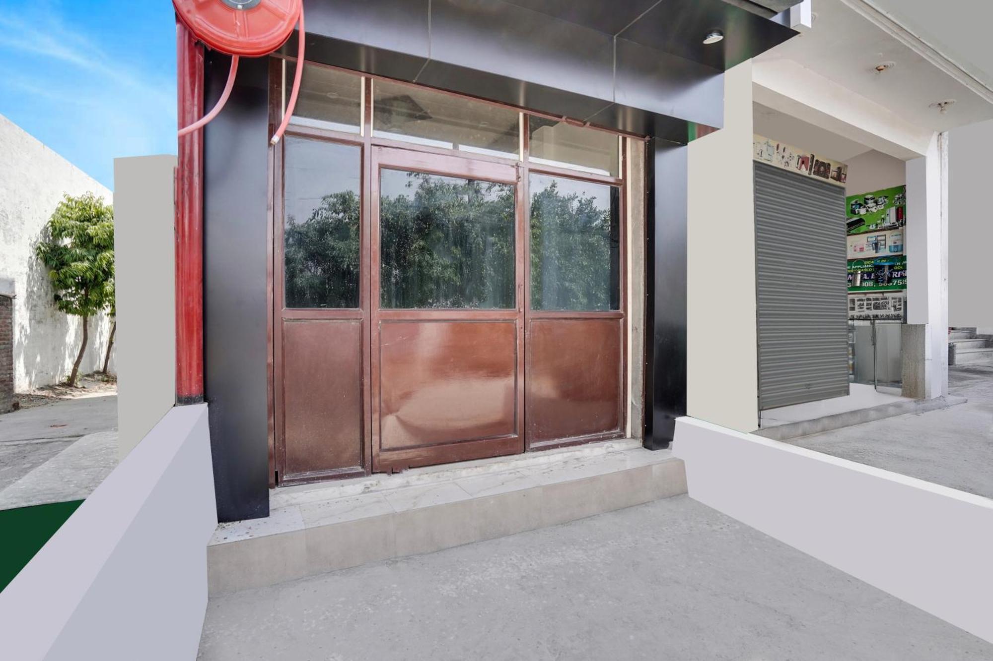 Hotel O The Moon Bareilly Εξωτερικό φωτογραφία
